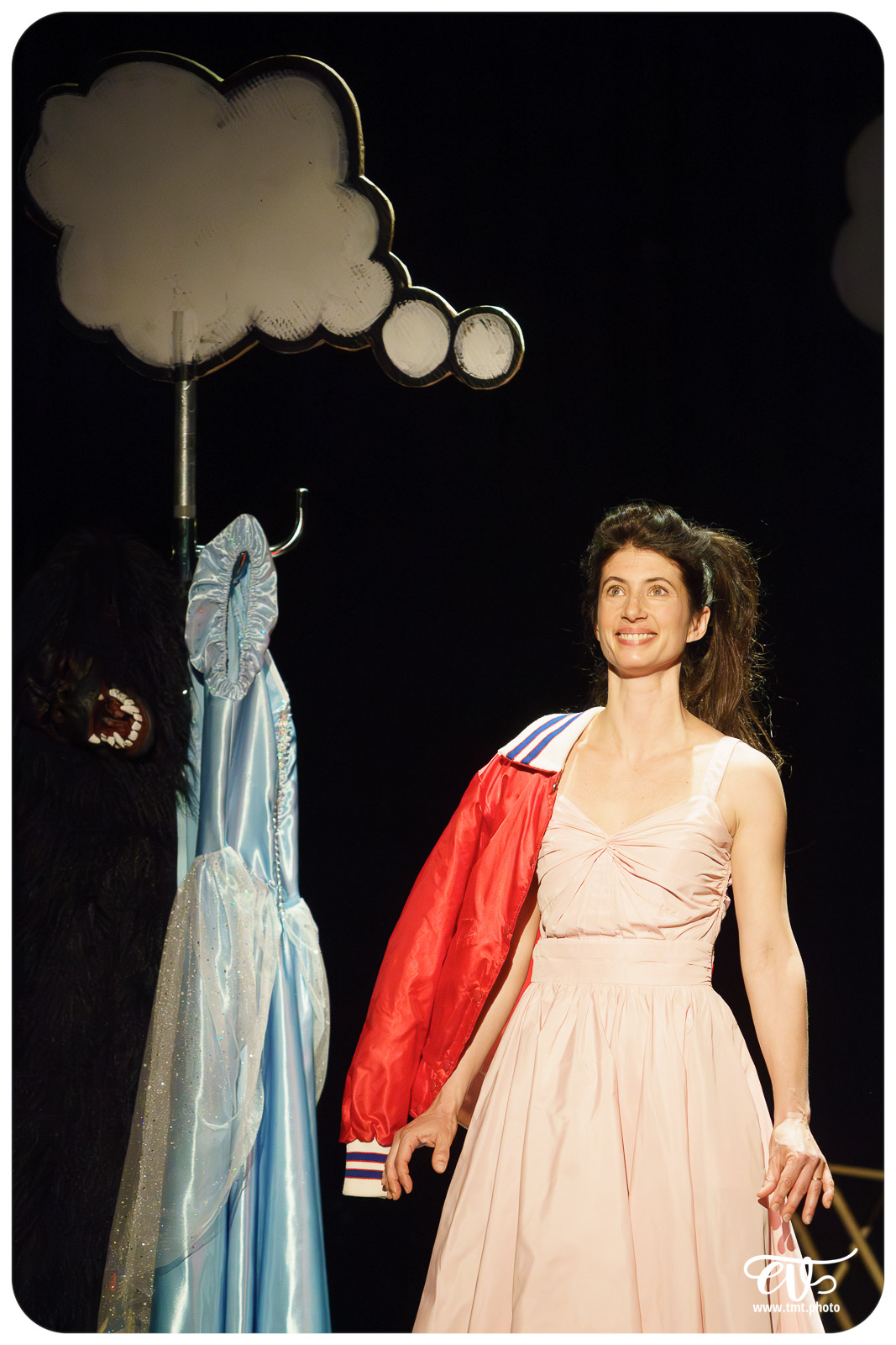 TMTPHOTO 2025.03.05 DERRIERE LE HUBLOT SE CACHE PARFOIS DU LINGE (LES FILLES DE SIMONE) 019